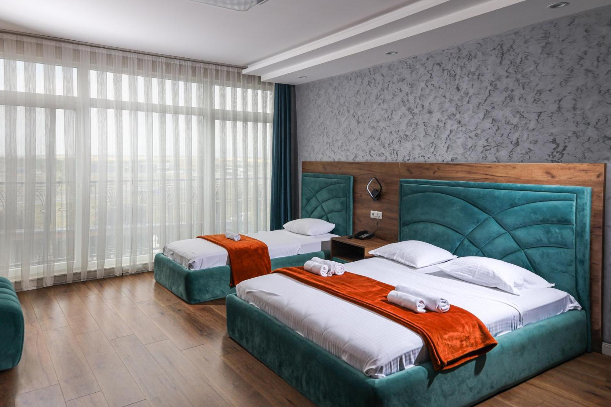Nafron Hotel Prizren Kültér fotó